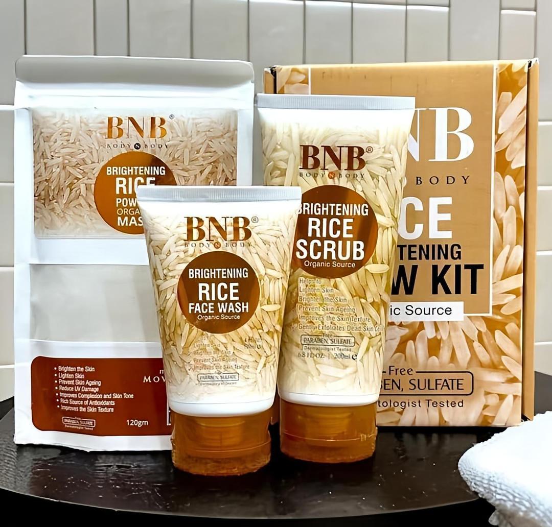 Aruza Skin Whitening Facial Kit – Face Wash, Scrub & Mask Set for All Skin Types | Smooth Cream Texture Glow Kit